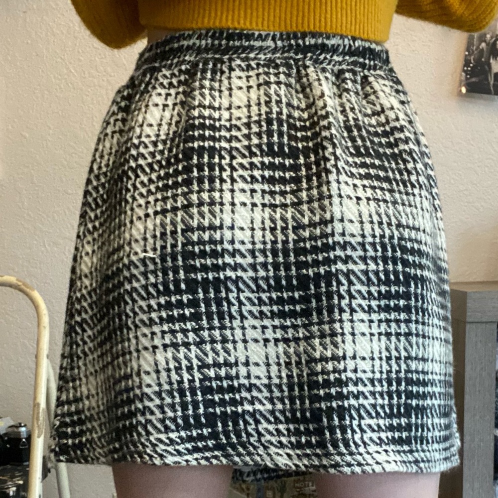 houndstooth mini skirt